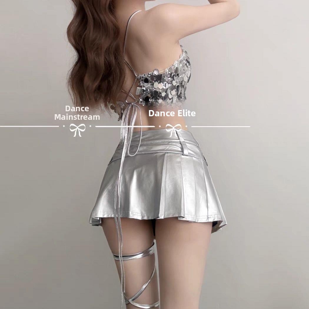Ethnic Fashion Trends 2026 - Conjunto de Moda 2026: Top Plateado