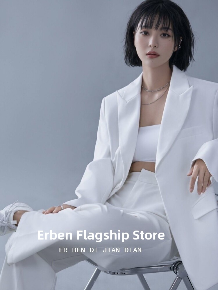 Traje Blanco Temático para Rev - Ethnic Fashion Magazine reseña y precio