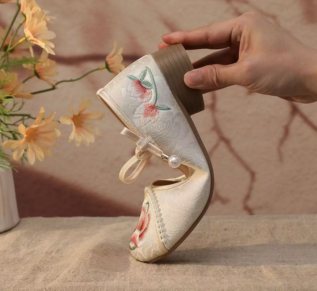 Zapatos Cheongsam de Tacón Baj - Ethnic Style reseña y precio